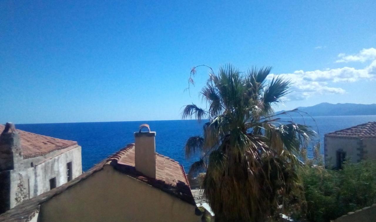 Byron'S Sea View Hotel Monemvasziá Kültér fotó
